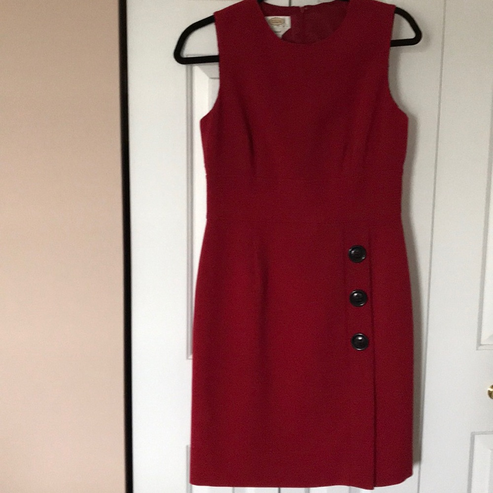 Sleeveless dress